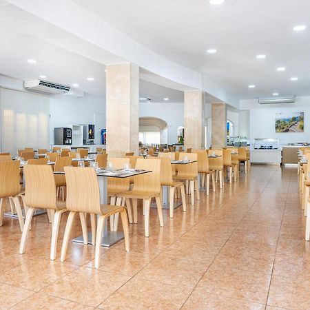 ホテル Globales Simar Cala de Sant Vicenc エクステリア 写真