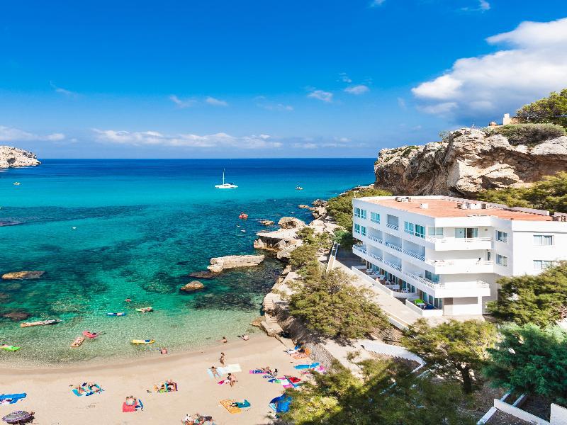 ホテル Globales Simar Cala de Sant Vicenc エクステリア 写真