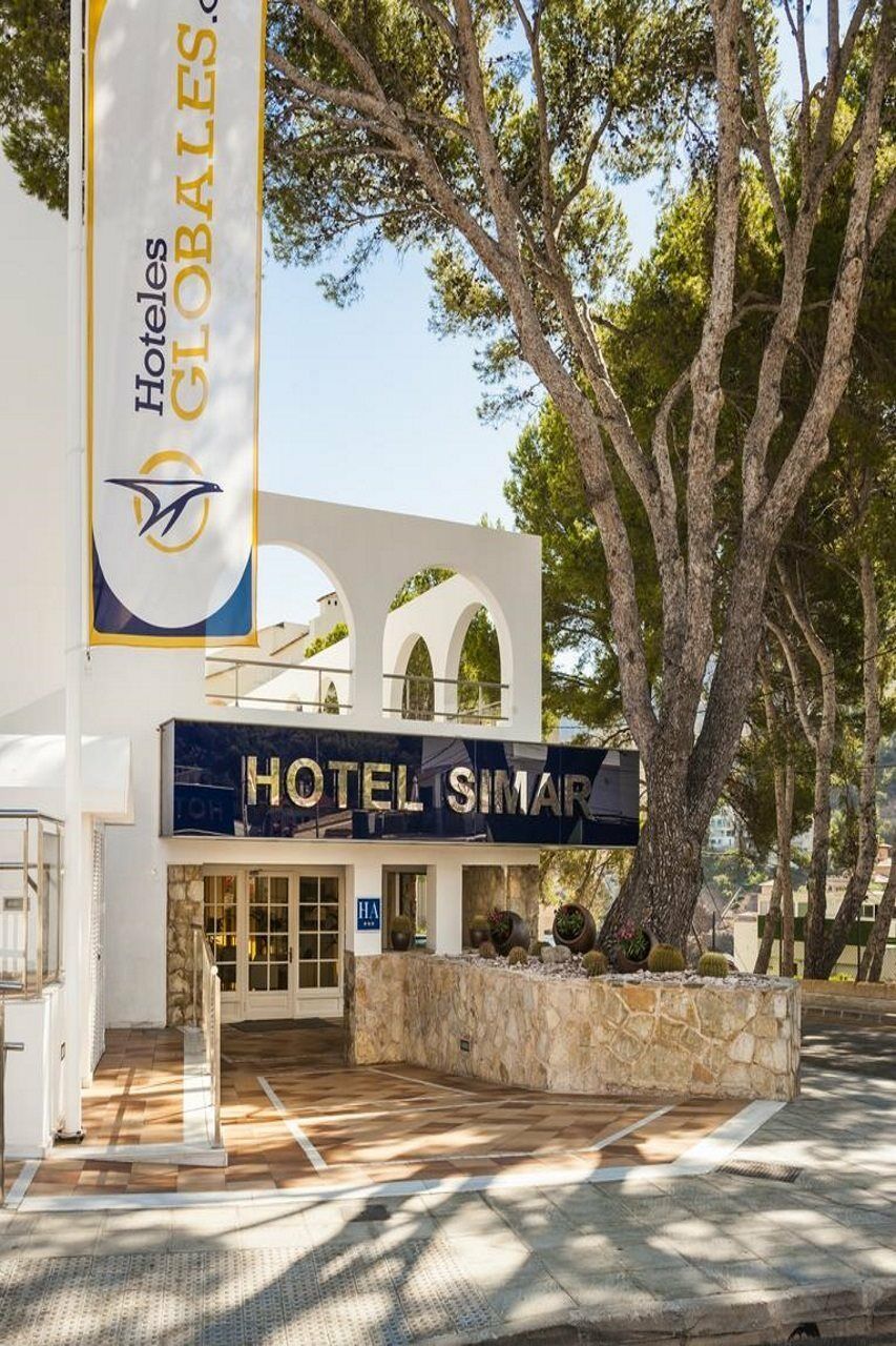 ホテル Globales Simar Cala de Sant Vicenc エクステリア 写真