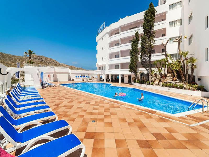 ホテル Globales Simar Cala de Sant Vicenc エクステリア 写真